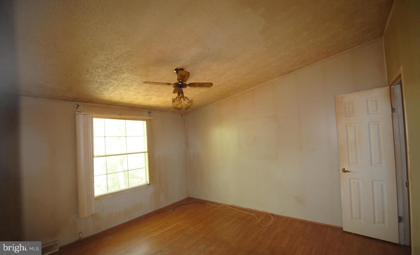 125 WHISPERING KNOLLS DR, WINCHESTER, Virginia 22603, 3 Bedrooms Bedrooms, ,2 BathroomsBathrooms,Residential,For sale,125 WHISPERING KNOLLS DR,VAFV2035146 MLS # VAFV2035146