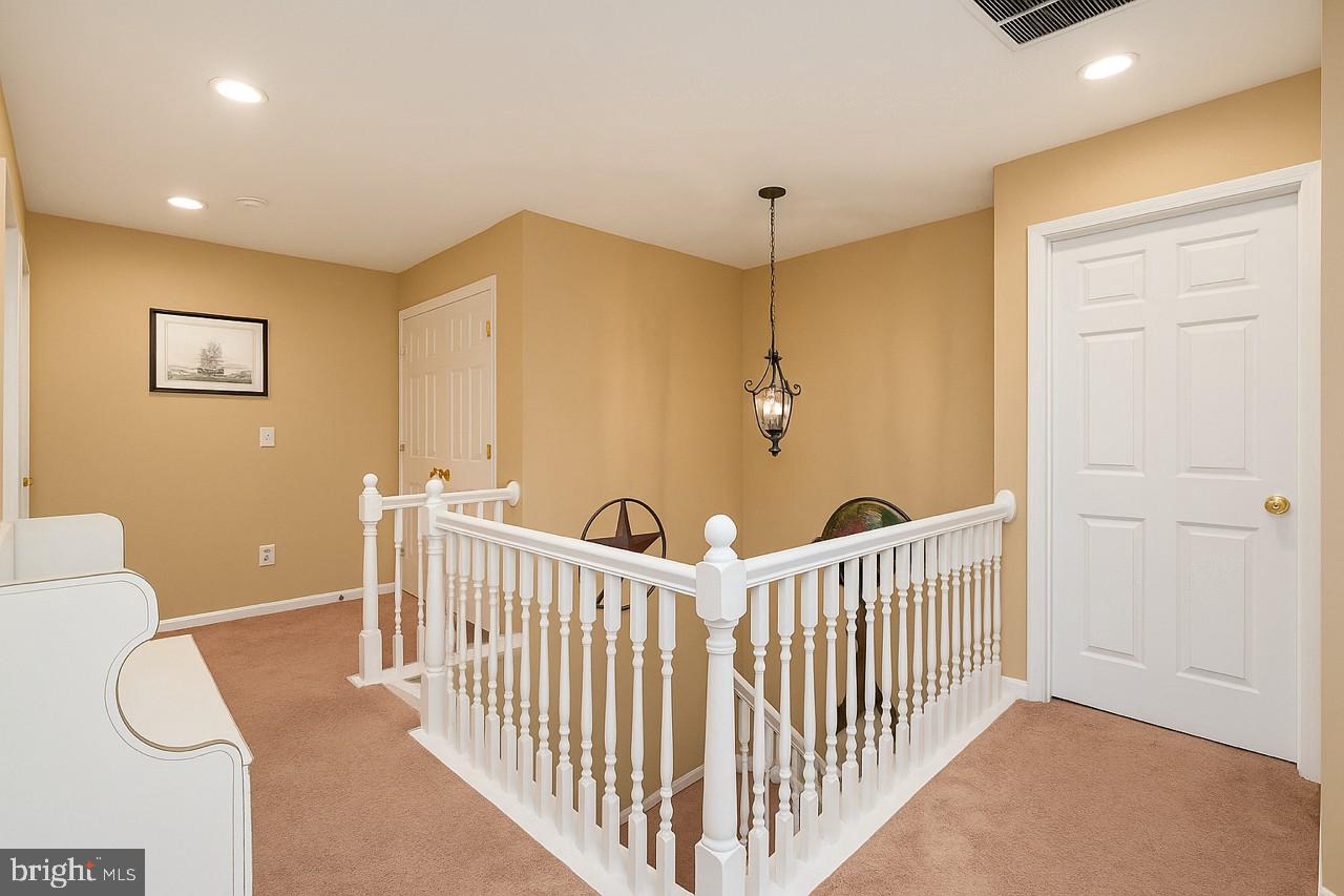 1112 PICKETT ST, FREDERICKSBURG, Virginia 22401, 5 Bedrooms Bedrooms, ,3 BathroomsBathrooms,Residential,For sale,1112 PICKETT ST,VAFB2008514 MLS # VAFB2008514