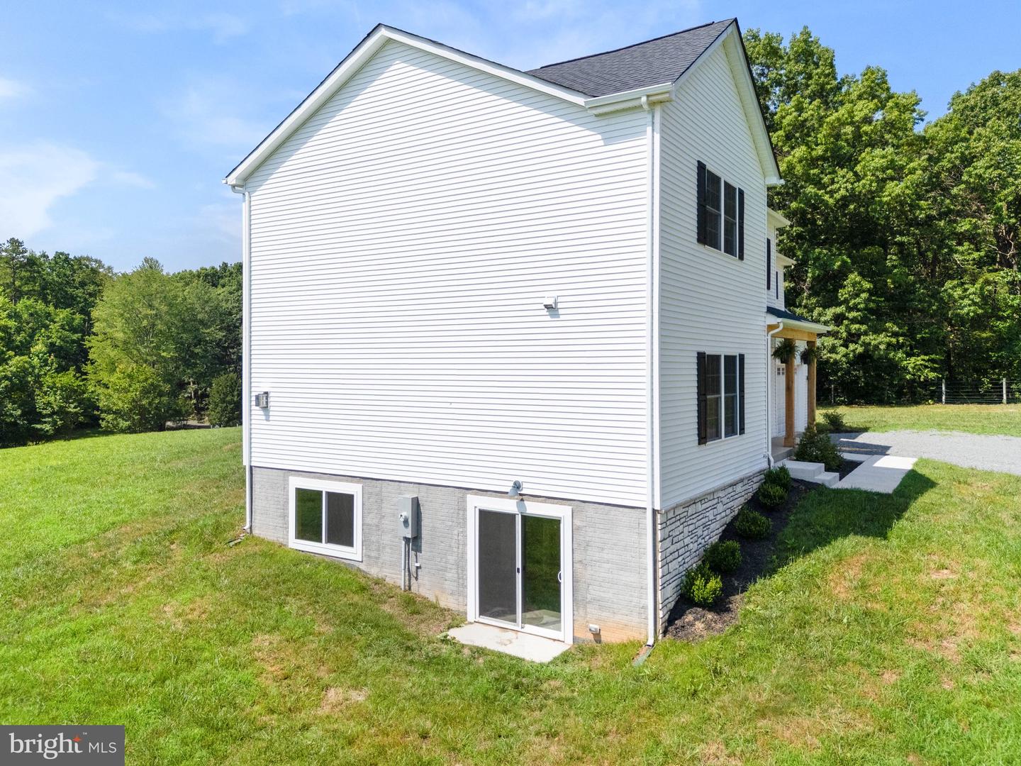 8006 SHERBEYN RD, BEALETON, Virginia 22712, 5 Bedrooms Bedrooms, ,3 BathroomsBathrooms,Residential,For sale,8006 SHERBEYN RD,VAFQ2017228 MLS # VAFQ2017228