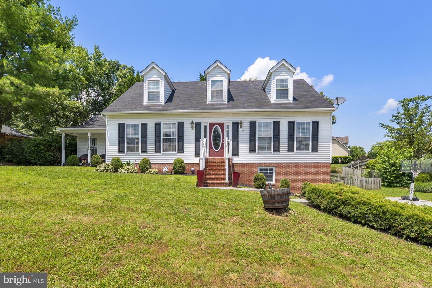 131 ASBURY RD, WINCHESTER, Virginia 22602, 4 Bedrooms Bedrooms, 12 Rooms Rooms,2 BathroomsBathrooms,Residential,For sale,131 ASBURY RD,VAFV2035148 MLS # VAFV2035148