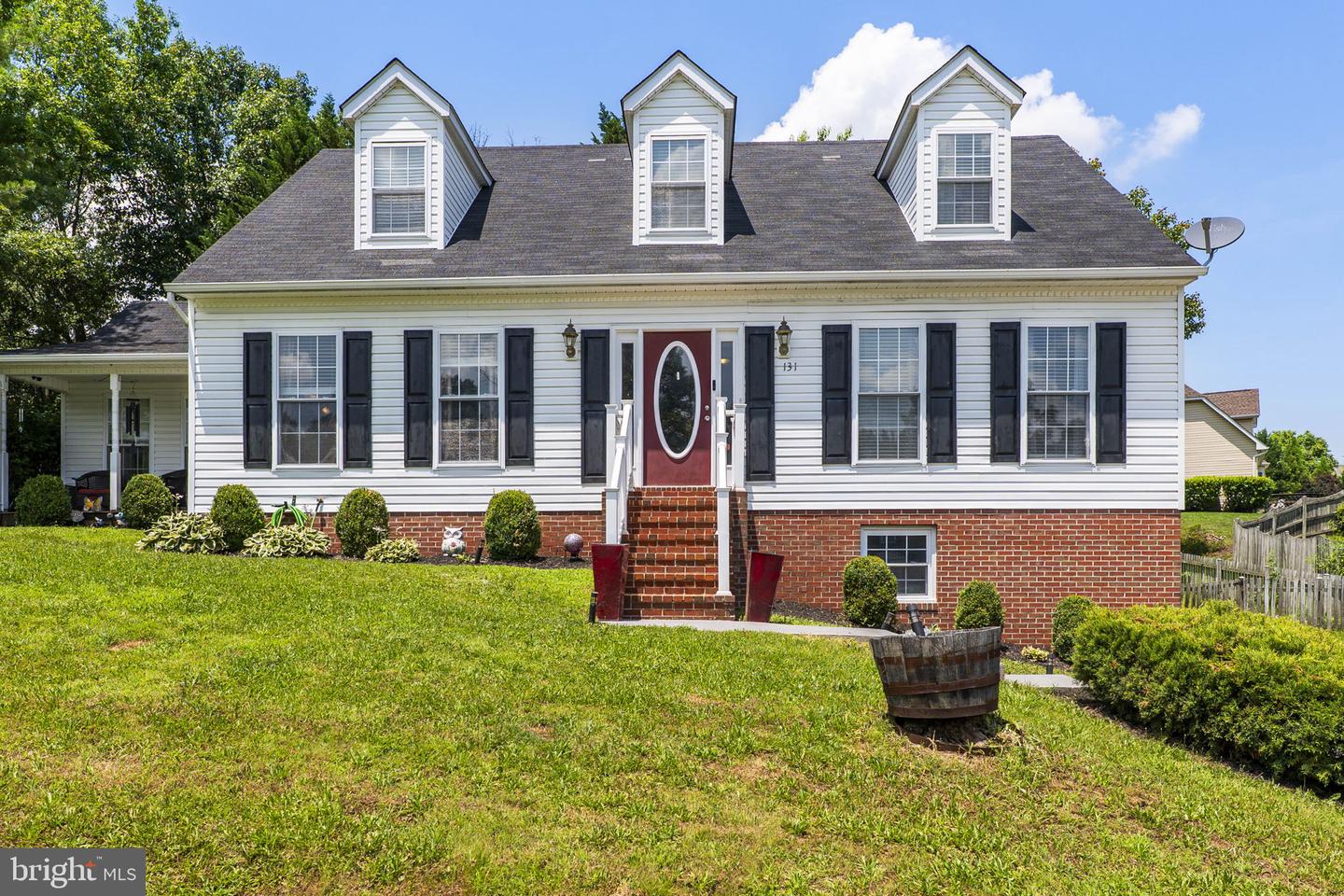 131 ASBURY RD, WINCHESTER, Virginia 22602, 4 Bedrooms Bedrooms, 12 Rooms Rooms,2 BathroomsBathrooms,Residential,For sale,131 ASBURY RD,VAFV2035148 MLS # VAFV2035148