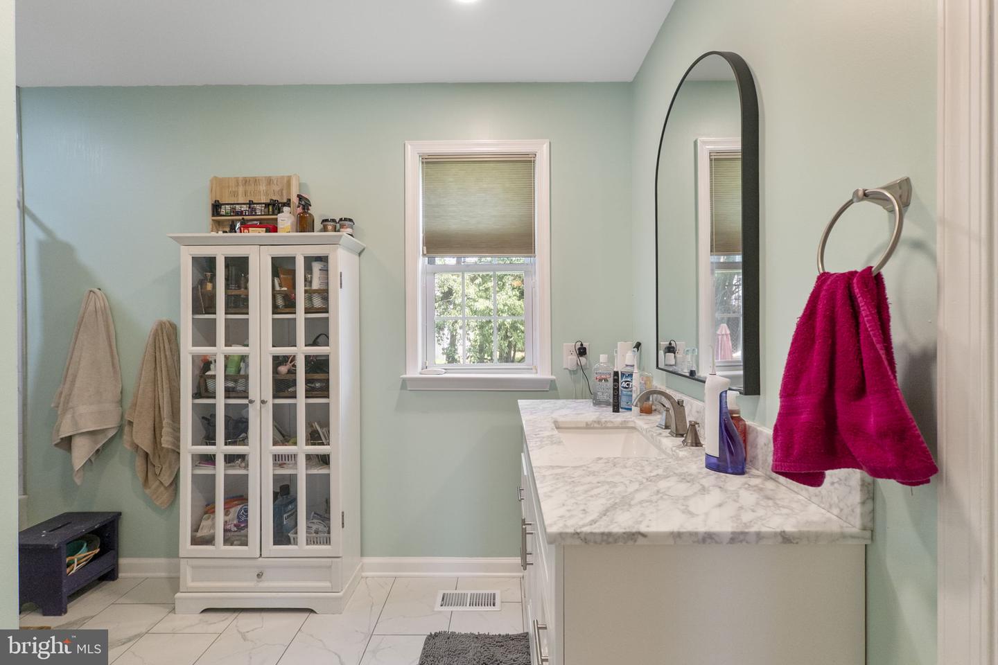 131 ASBURY RD, WINCHESTER, Virginia 22602, 4 Bedrooms Bedrooms, 12 Rooms Rooms,2 BathroomsBathrooms,Residential,For sale,131 ASBURY RD,VAFV2035148 MLS # VAFV2035148