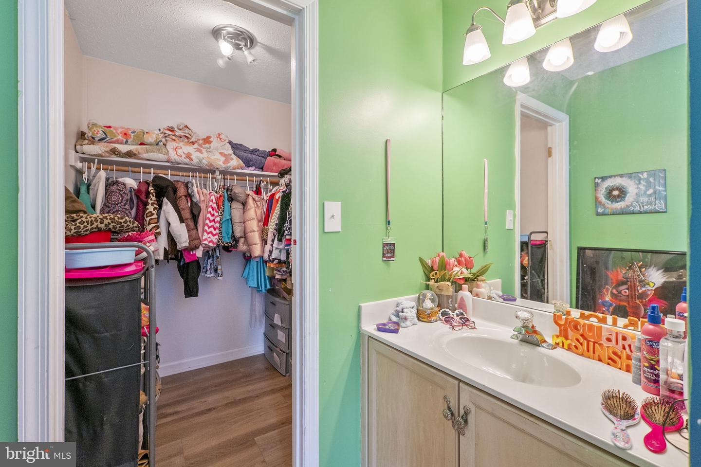 131 ASBURY RD, WINCHESTER, Virginia 22602, 4 Bedrooms Bedrooms, 12 Rooms Rooms,2 BathroomsBathrooms,Residential,For sale,131 ASBURY RD,VAFV2035148 MLS # VAFV2035148