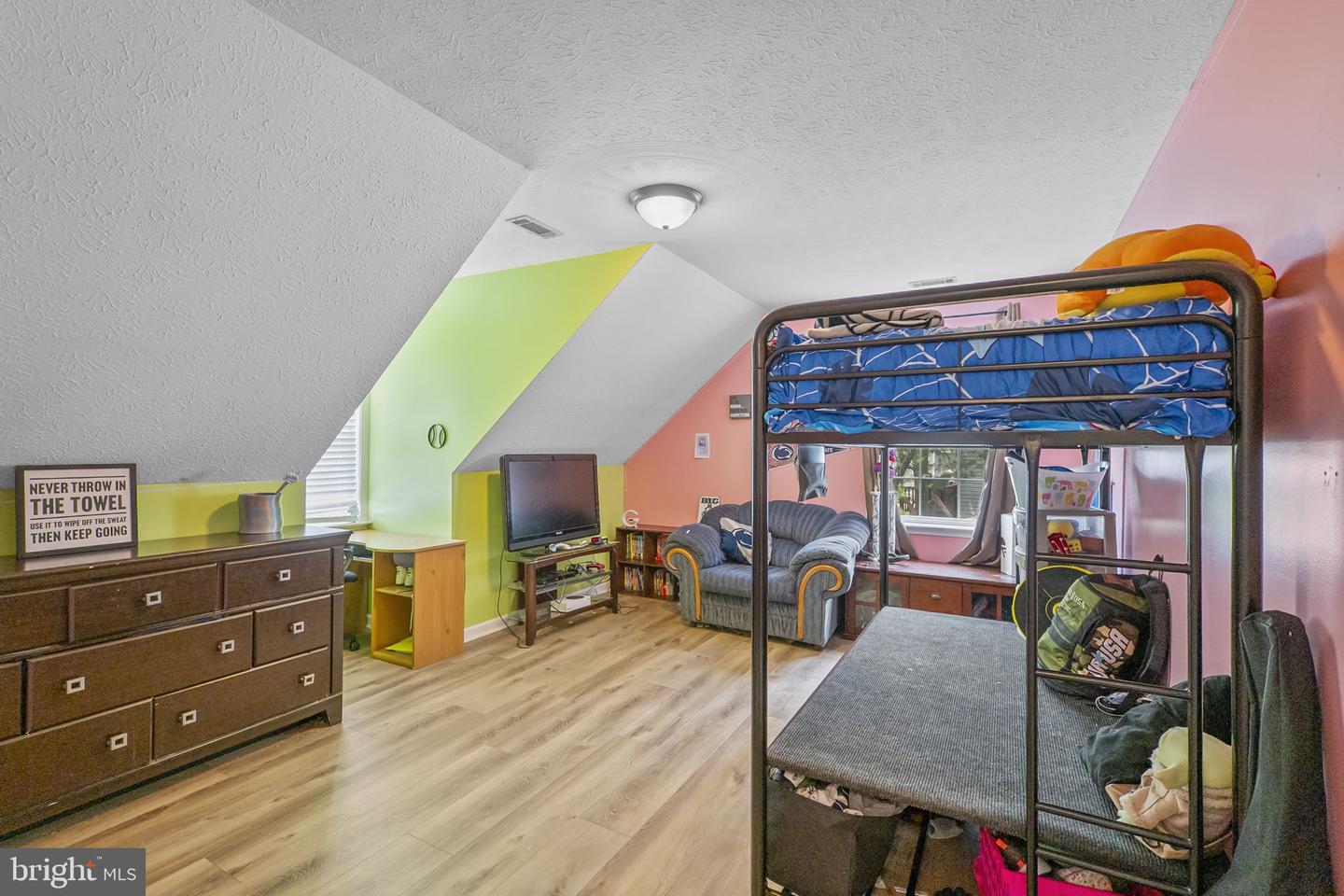 131 ASBURY RD, WINCHESTER, Virginia 22602, 4 Bedrooms Bedrooms, 12 Rooms Rooms,2 BathroomsBathrooms,Residential,For sale,131 ASBURY RD,VAFV2035148 MLS # VAFV2035148