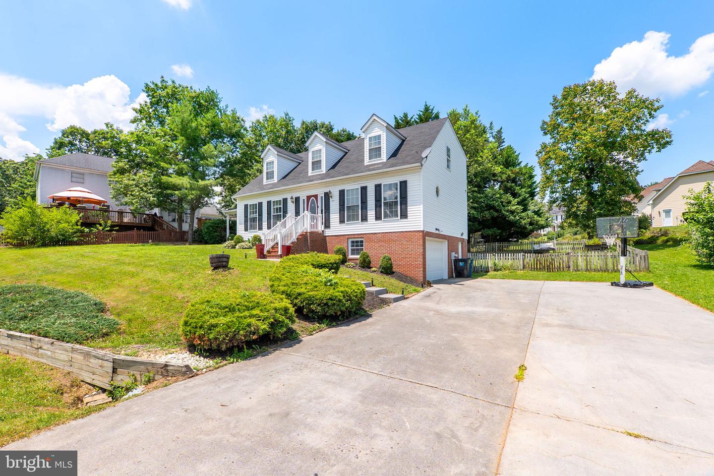 131 ASBURY RD, WINCHESTER, Virginia 22602, 4 Bedrooms Bedrooms, 12 Rooms Rooms,2 BathroomsBathrooms,Residential,For sale,131 ASBURY RD,VAFV2035148 MLS # VAFV2035148