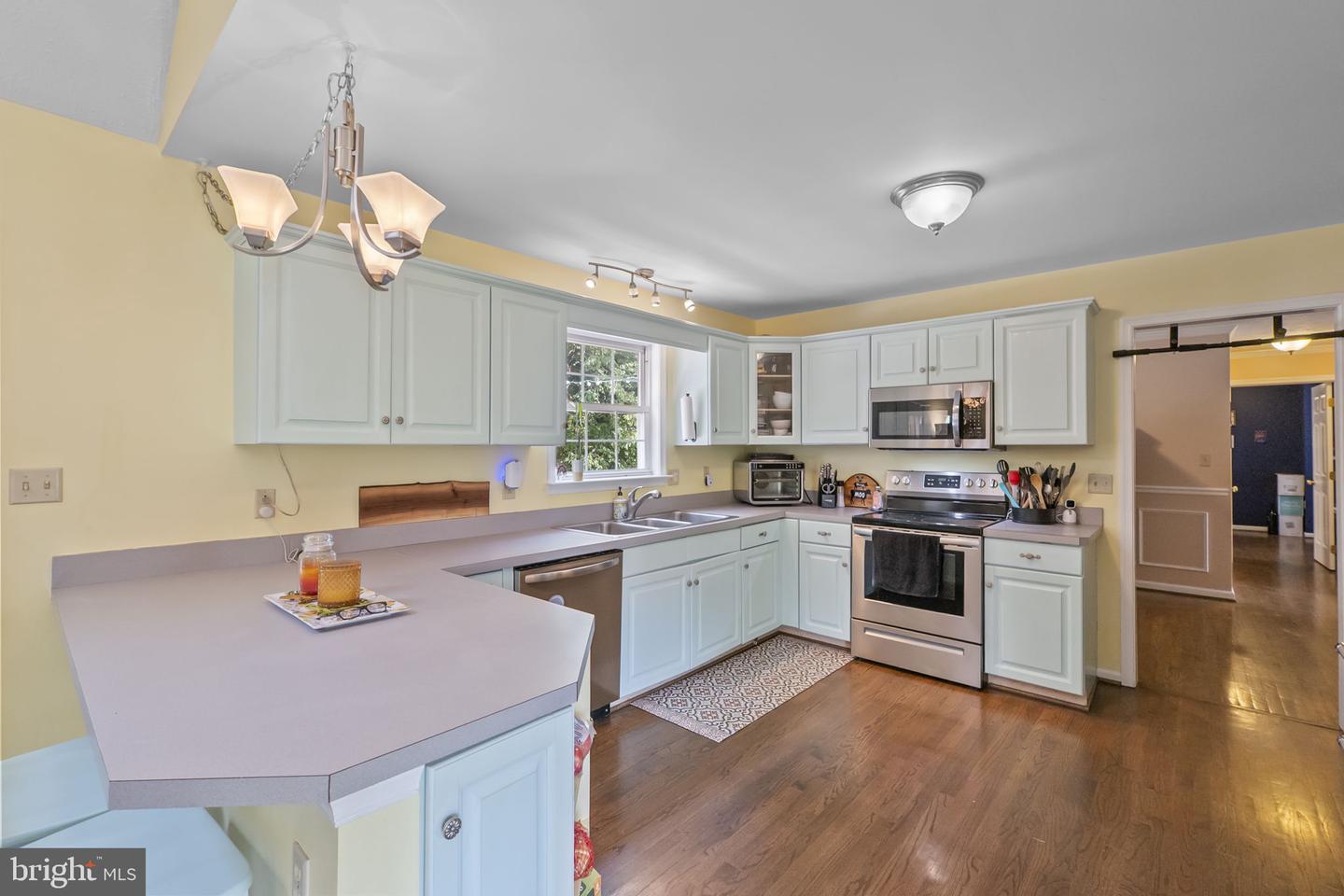 131 ASBURY RD, WINCHESTER, Virginia 22602, 4 Bedrooms Bedrooms, 12 Rooms Rooms,2 BathroomsBathrooms,Residential,For sale,131 ASBURY RD,VAFV2035148 MLS # VAFV2035148