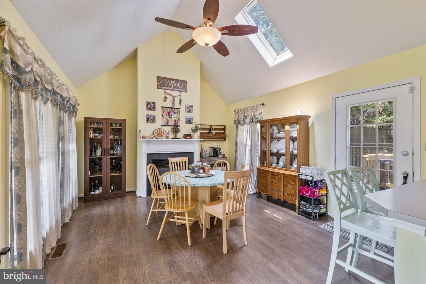 131 ASBURY RD, WINCHESTER, Virginia 22602, 4 Bedrooms Bedrooms, 12 Rooms Rooms,2 BathroomsBathrooms,Residential,For sale,131 ASBURY RD,VAFV2035148 MLS # VAFV2035148