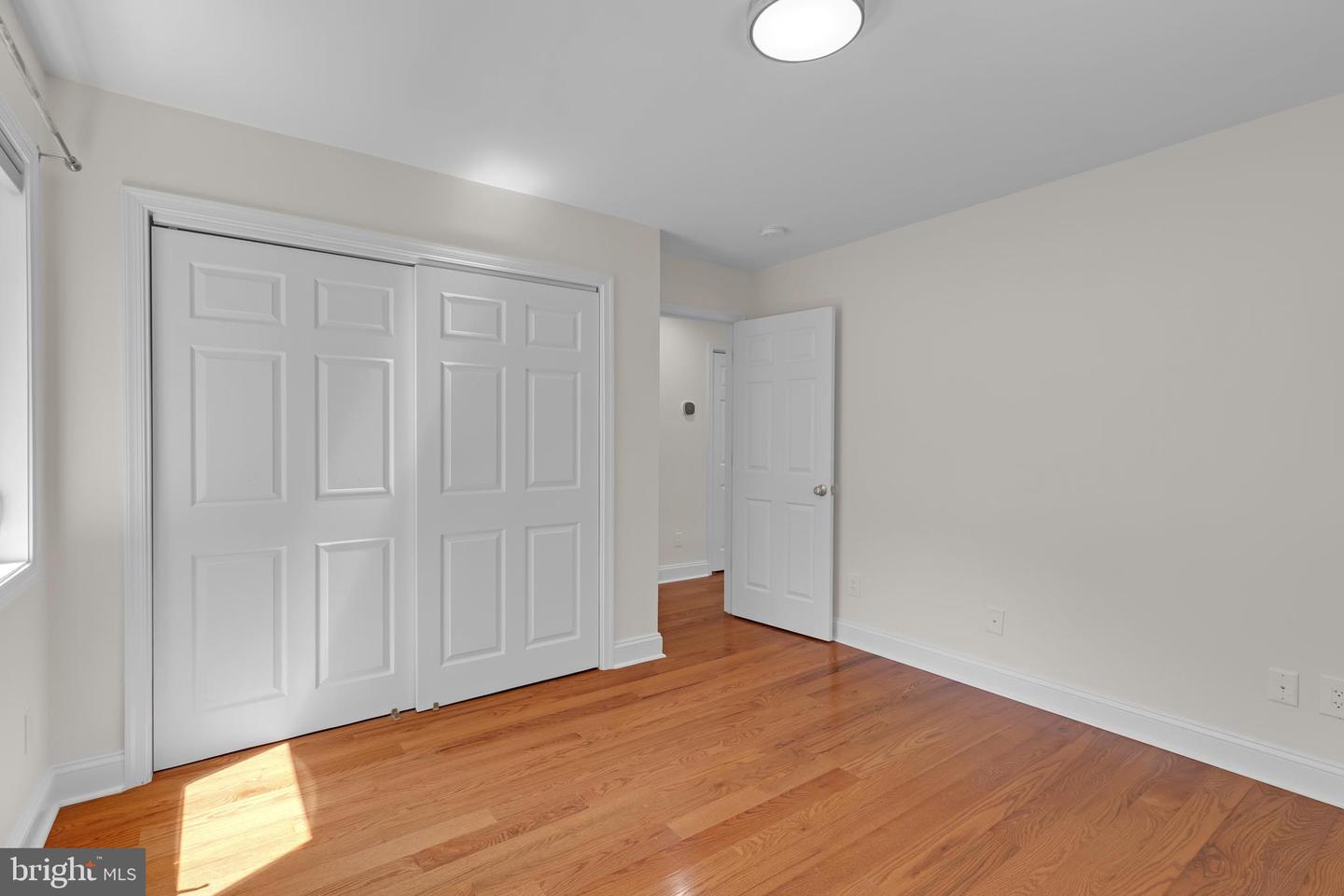 3805 CAROLYN AVE, FAIRFAX, Virginia 22031, 6 Bedrooms Bedrooms, ,5 BathroomsBathrooms,Residential,For sale,3805 CAROLYN AVE,VAFC2006544 MLS # VAFC2006544