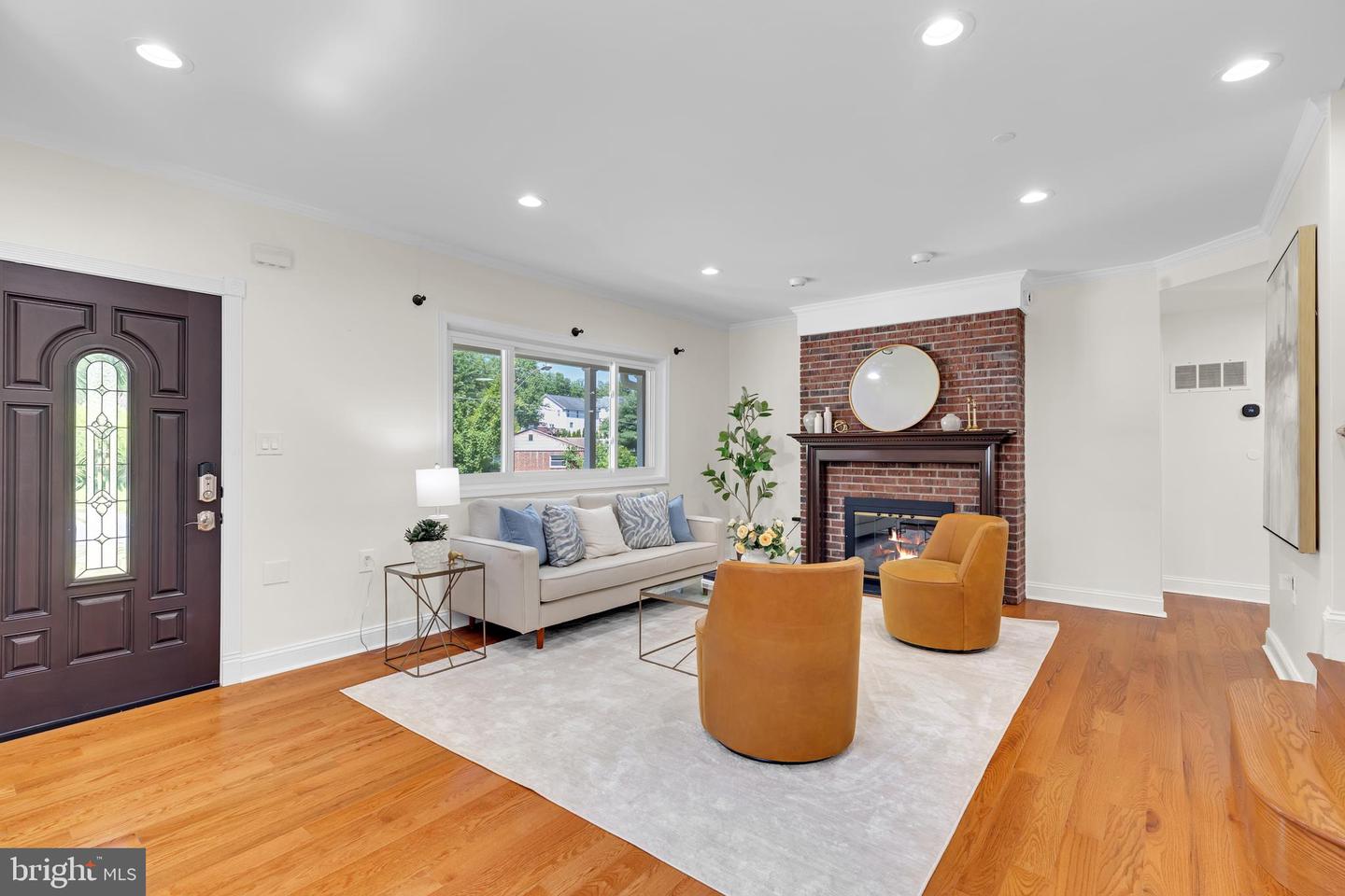 3805 CAROLYN AVE, FAIRFAX, Virginia 22031, 6 Bedrooms Bedrooms, ,5 BathroomsBathrooms,Residential,For sale,3805 CAROLYN AVE,VAFC2006544 MLS # VAFC2006544