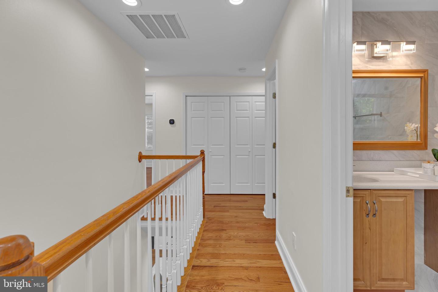 3805 CAROLYN AVE, FAIRFAX, Virginia 22031, 6 Bedrooms Bedrooms, ,5 BathroomsBathrooms,Residential,For sale,3805 CAROLYN AVE,VAFC2006544 MLS # VAFC2006544