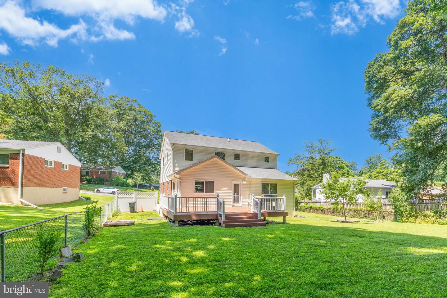 3805 CAROLYN AVE, FAIRFAX, Virginia 22031, 6 Bedrooms Bedrooms, ,5 BathroomsBathrooms,Residential,For sale,3805 CAROLYN AVE,VAFC2006544 MLS # VAFC2006544