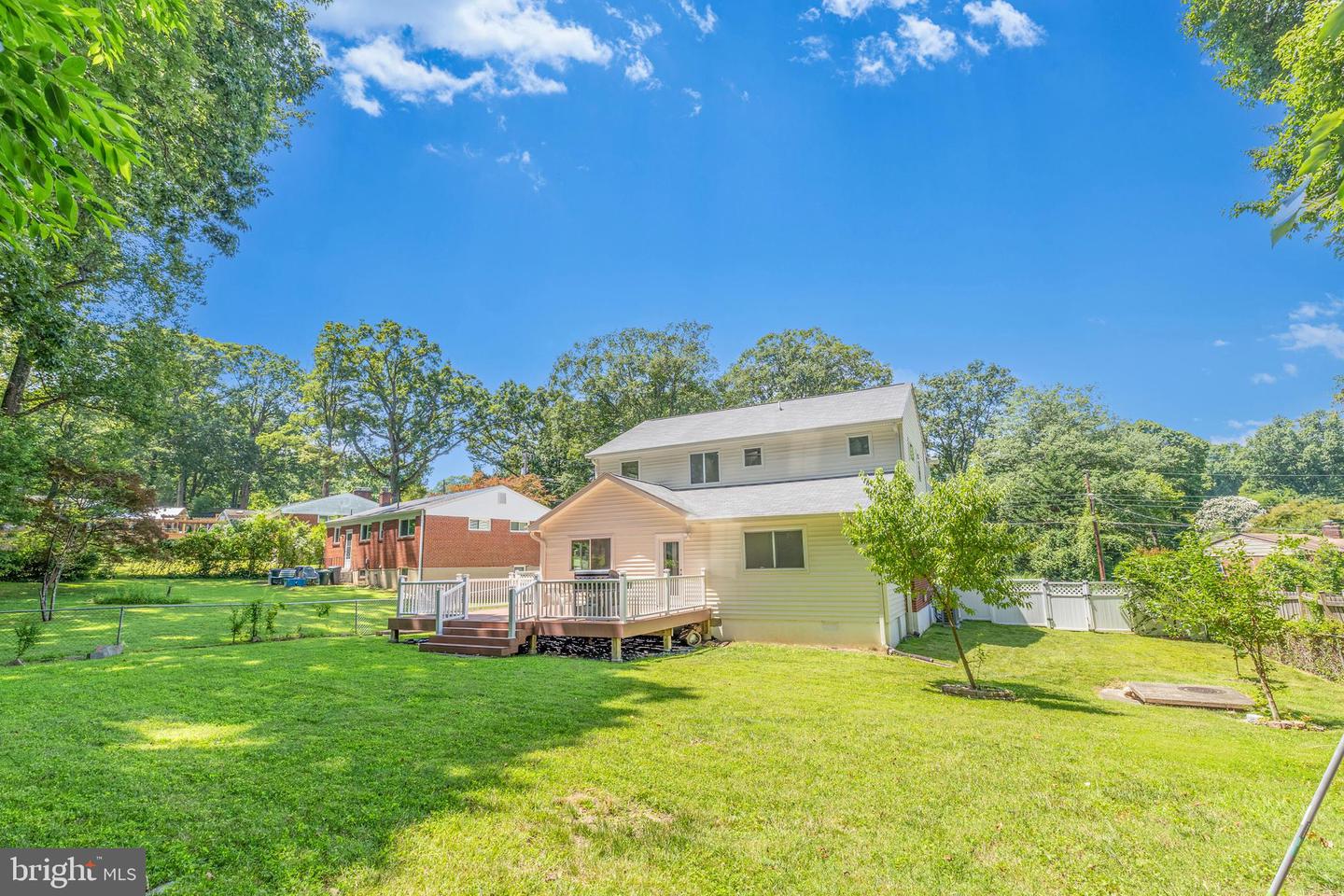 3805 CAROLYN AVE, FAIRFAX, Virginia 22031, 6 Bedrooms Bedrooms, ,5 BathroomsBathrooms,Residential,For sale,3805 CAROLYN AVE,VAFC2006544 MLS # VAFC2006544