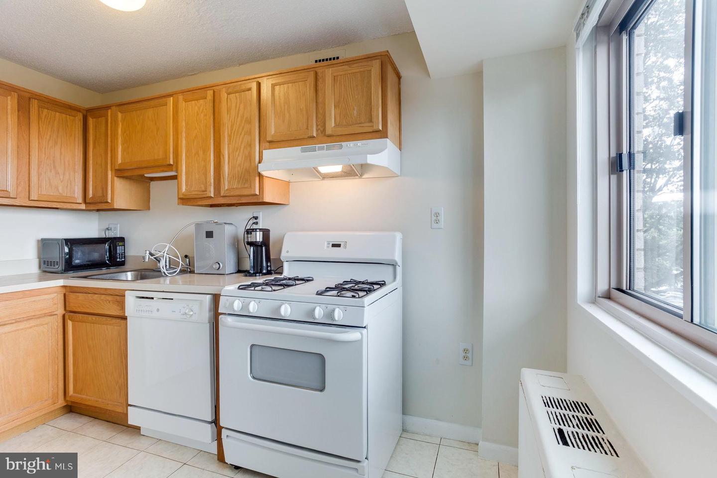 2500 N VAN DORN ST #415, ALEXANDRIA, Virginia 22302, ,1 BathroomBathrooms,Residential,For sale,2500 N VAN DORN ST #415,VAAX2046998 MLS # VAAX2046998
