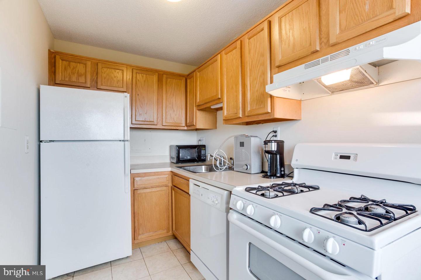 2500 N VAN DORN ST #415, ALEXANDRIA, Virginia 22302, ,1 BathroomBathrooms,Residential,For sale,2500 N VAN DORN ST #415,VAAX2046998 MLS # VAAX2046998