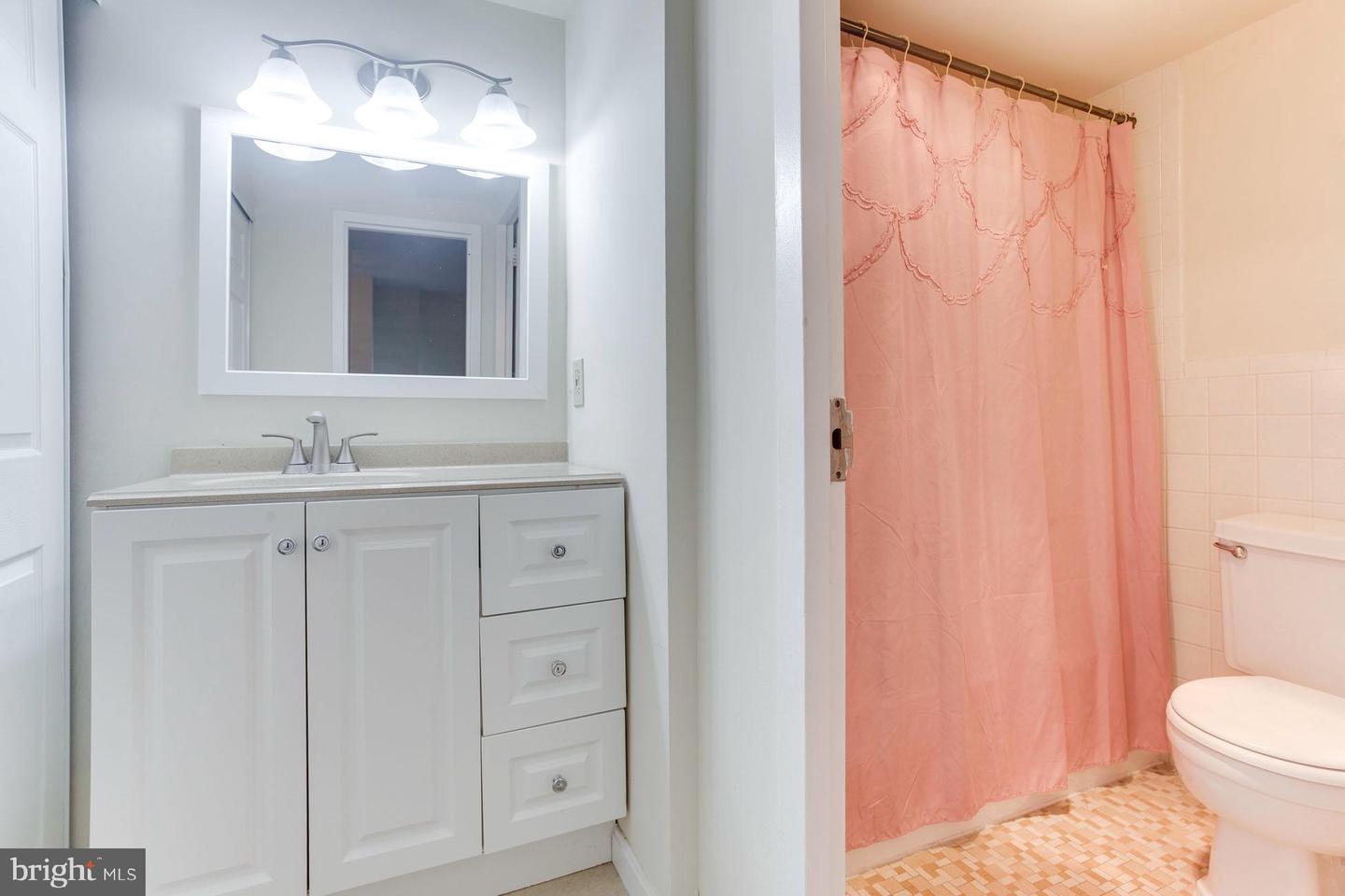 2500 N VAN DORN ST #415, ALEXANDRIA, Virginia 22302, ,1 BathroomBathrooms,Residential,For sale,2500 N VAN DORN ST #415,VAAX2046998 MLS # VAAX2046998