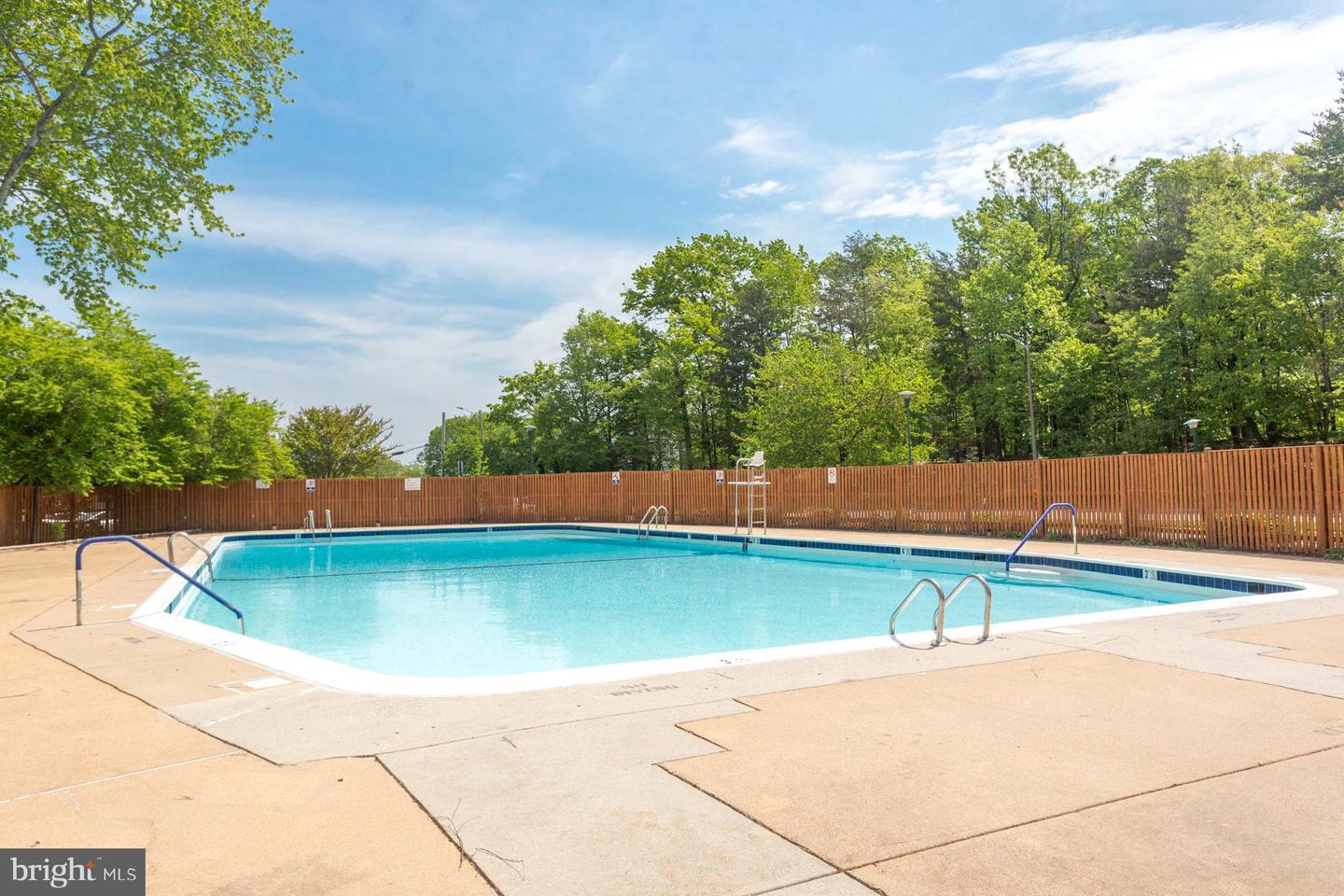 2500 N VAN DORN ST #415, ALEXANDRIA, Virginia 22302, ,1 BathroomBathrooms,Residential,For sale,2500 N VAN DORN ST #415,VAAX2046998 MLS # VAAX2046998
