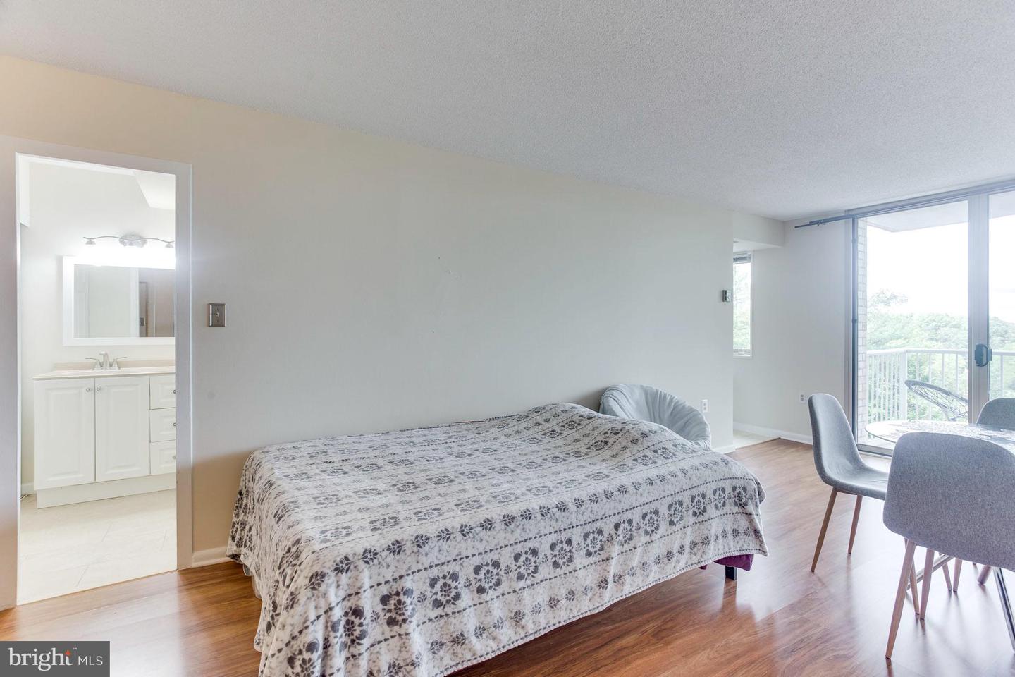 2500 N VAN DORN ST #415, ALEXANDRIA, Virginia 22302, ,1 BathroomBathrooms,Residential,For sale,2500 N VAN DORN ST #415,VAAX2046998 MLS # VAAX2046998