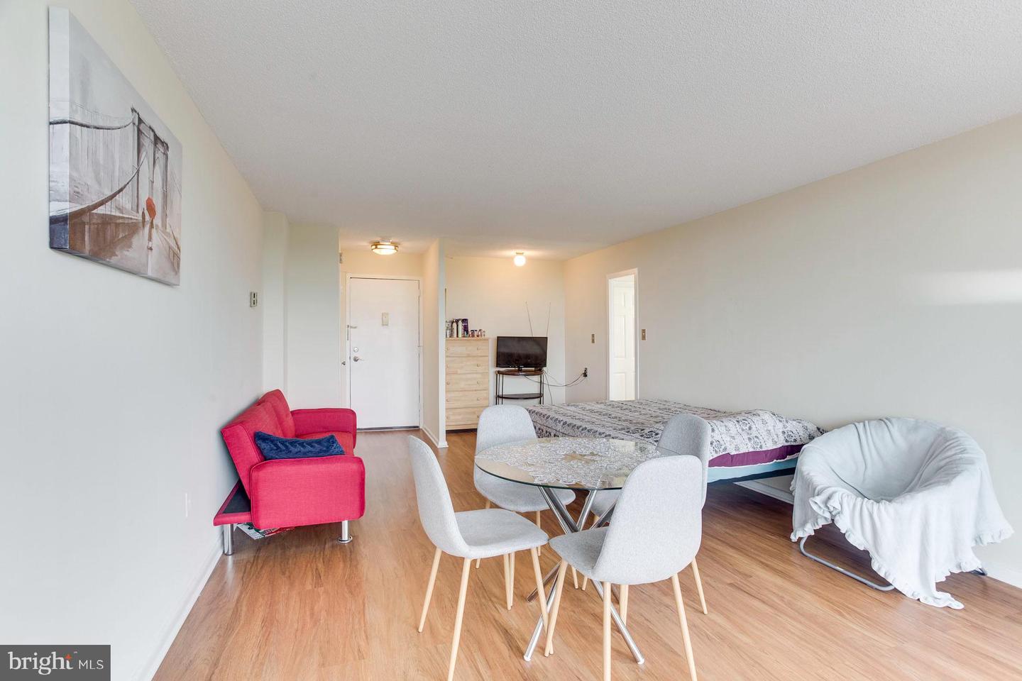 2500 N VAN DORN ST #415, ALEXANDRIA, Virginia 22302, ,1 BathroomBathrooms,Residential,For sale,2500 N VAN DORN ST #415,VAAX2046998 MLS # VAAX2046998