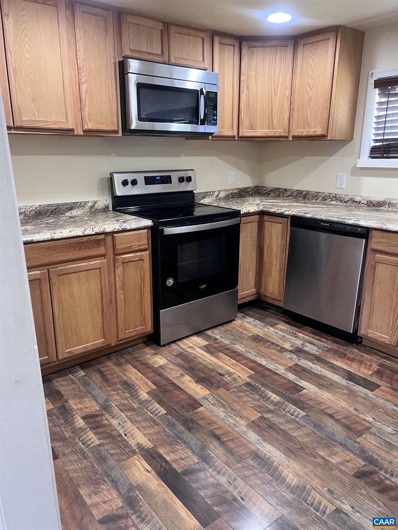 107 CHARLES ST, GORDONSVILLE, Virginia 22942, 4 Bedrooms Bedrooms, ,2 BathroomsBathrooms,Residential,For sale,107 CHARLES ST,666194 MLS # 666194