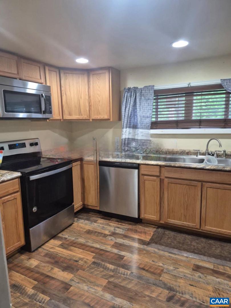 107 CHARLES ST, GORDONSVILLE, Virginia 22942, 4 Bedrooms Bedrooms, ,2 BathroomsBathrooms,Residential,For sale,107 CHARLES ST,666194 MLS # 666194