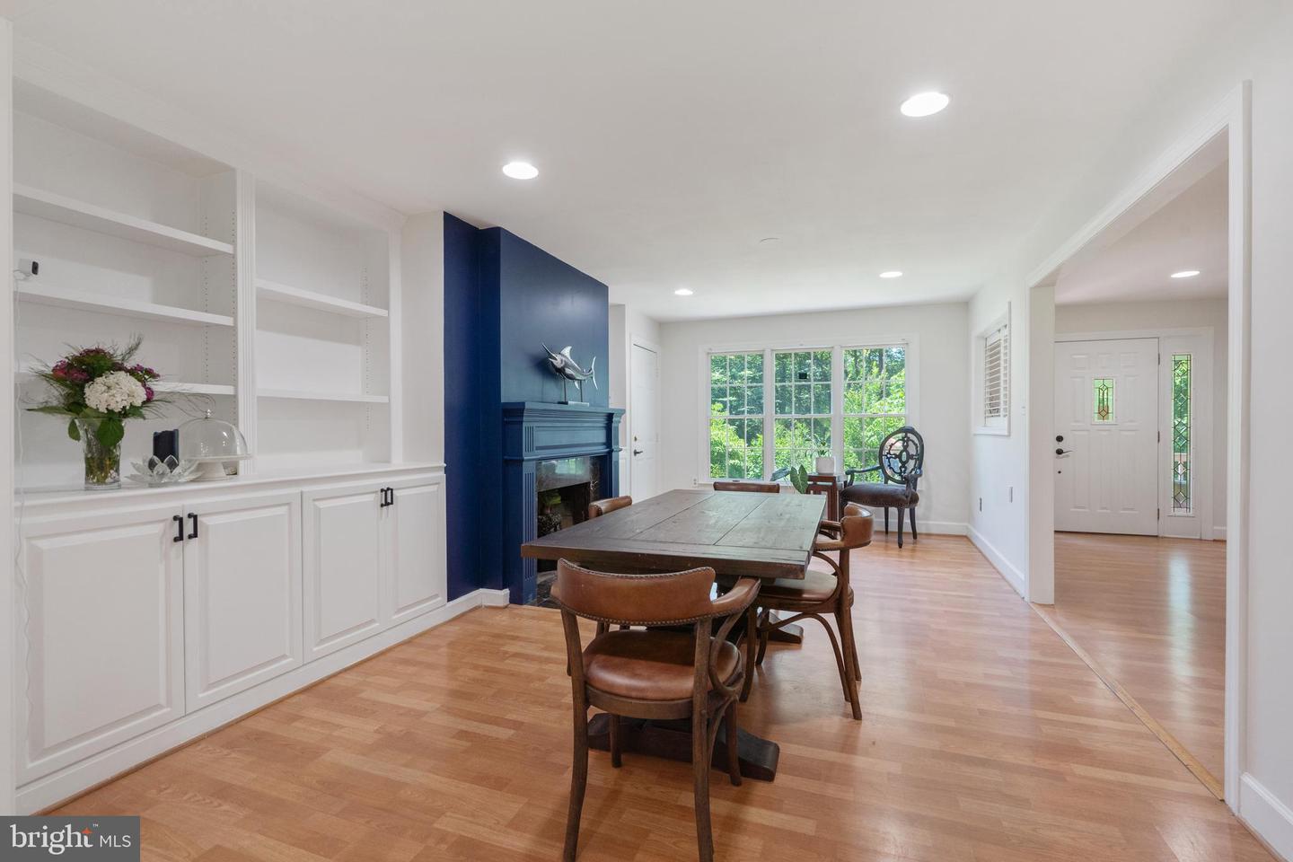 10418 ADEL RD, OAKTON, Virginia 22124, 4 Bedrooms Bedrooms, ,4 BathroomsBathrooms,Residential,For sale,10418 ADEL RD,VAFX2252430 MLS # VAFX2252430
