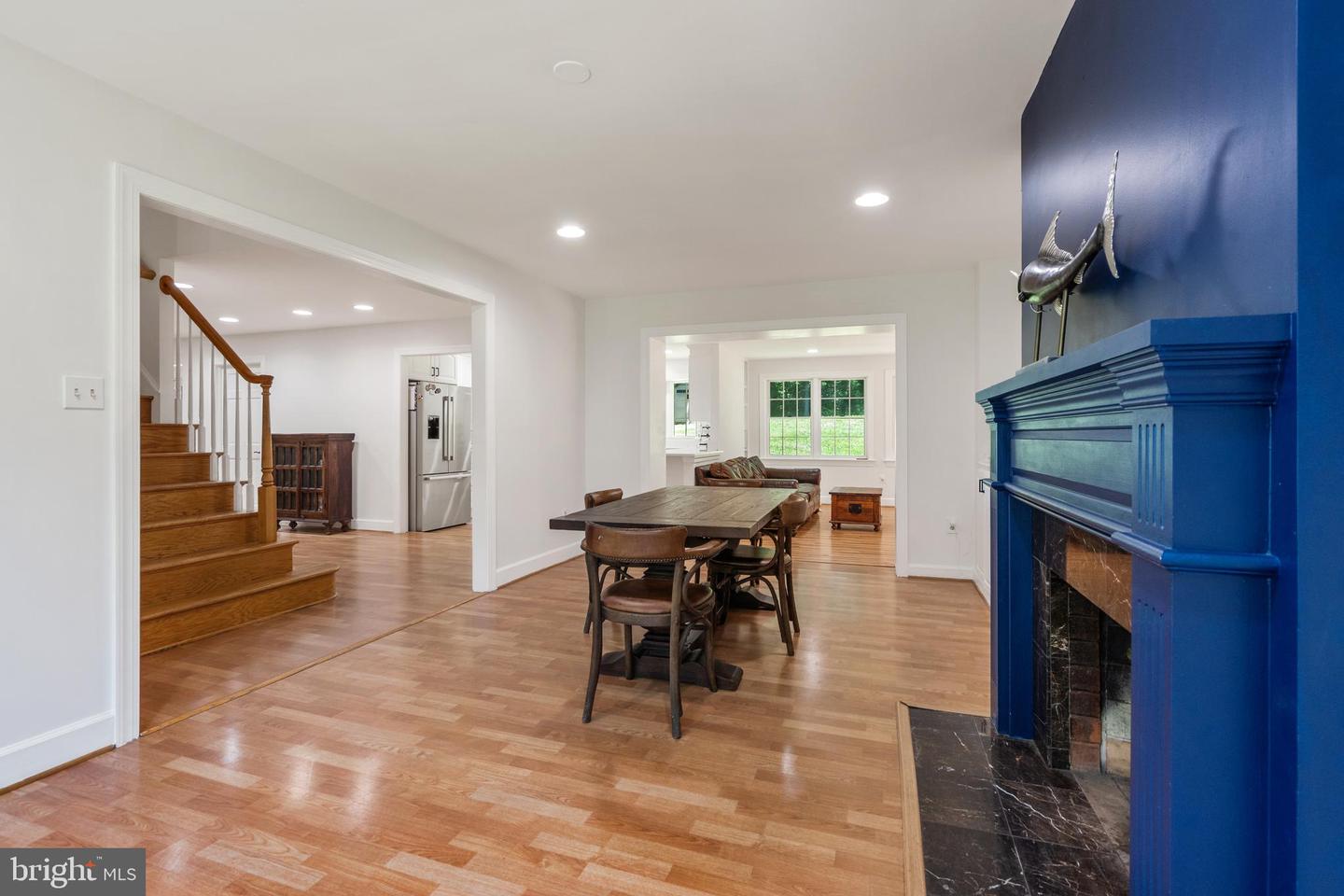 10418 ADEL RD, OAKTON, Virginia 22124, 4 Bedrooms Bedrooms, ,4 BathroomsBathrooms,Residential,For sale,10418 ADEL RD,VAFX2252430 MLS # VAFX2252430