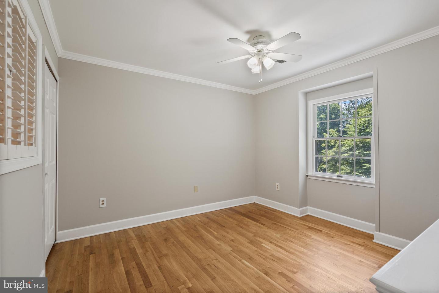 10418 ADEL RD, OAKTON, Virginia 22124, 4 Bedrooms Bedrooms, ,4 BathroomsBathrooms,Residential,For sale,10418 ADEL RD,VAFX2252430 MLS # VAFX2252430