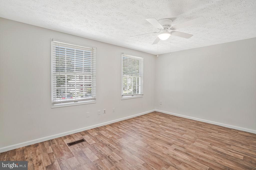 8549 BLUE ROCK LN, LORTON, Virginia 22079, 2 Bedrooms Bedrooms, ,1 BathroomBathrooms,Residential,For sale,8549 BLUE ROCK LN,VAFX2252432 MLS # VAFX2252432