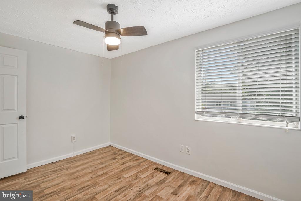 8549 BLUE ROCK LN, LORTON, Virginia 22079, 2 Bedrooms Bedrooms, ,1 BathroomBathrooms,Residential,For sale,8549 BLUE ROCK LN,VAFX2252432 MLS # VAFX2252432