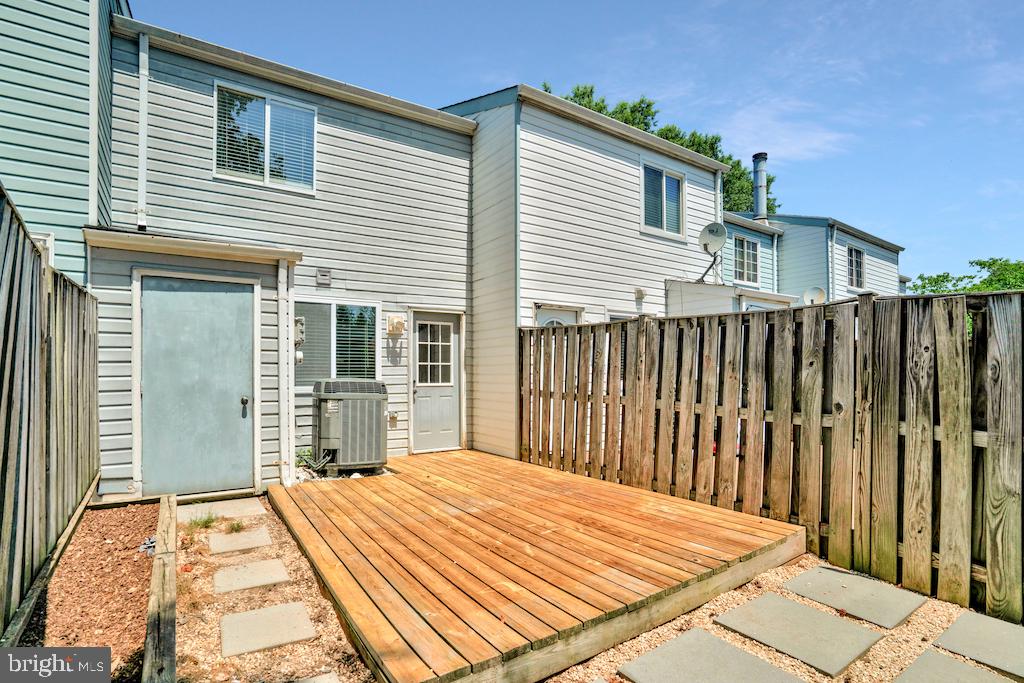 8549 BLUE ROCK LN, LORTON, Virginia 22079, 2 Bedrooms Bedrooms, ,1 BathroomBathrooms,Residential,For sale,8549 BLUE ROCK LN,VAFX2252432 MLS # VAFX2252432
