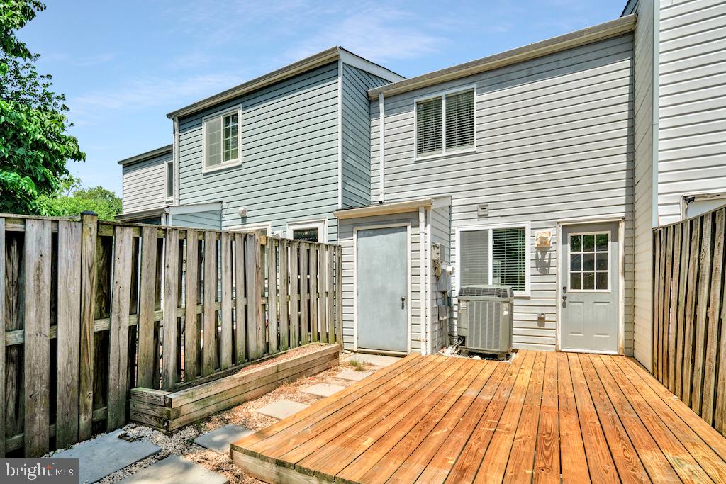 8549 BLUE ROCK LN, LORTON, Virginia 22079, 2 Bedrooms Bedrooms, ,1 BathroomBathrooms,Residential,For sale,8549 BLUE ROCK LN,VAFX2252432 MLS # VAFX2252432
