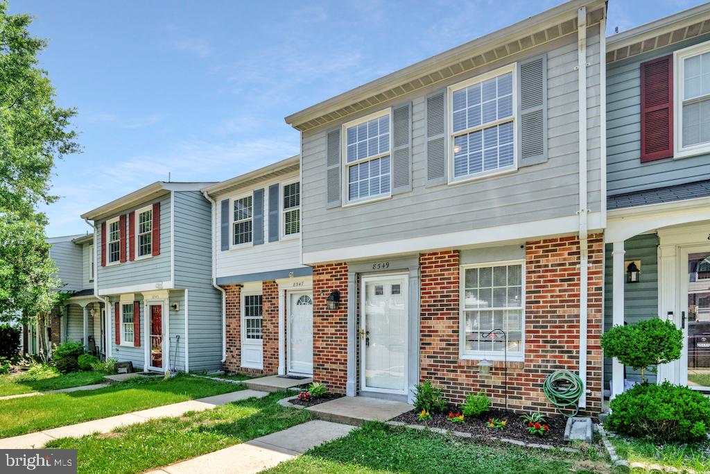 8549 BLUE ROCK LN, LORTON, Virginia 22079, 2 Bedrooms Bedrooms, ,1 BathroomBathrooms,Residential,For sale,8549 BLUE ROCK LN,VAFX2252432 MLS # VAFX2252432