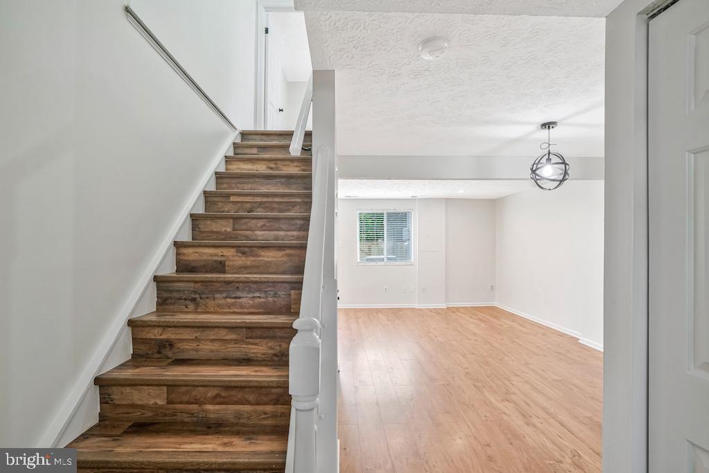 8549 BLUE ROCK LN, LORTON, Virginia 22079, 2 Bedrooms Bedrooms, ,1 BathroomBathrooms,Residential,For sale,8549 BLUE ROCK LN,VAFX2252432 MLS # VAFX2252432