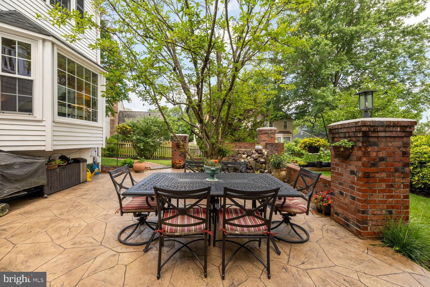 8327 FRAN CT, LORTON, Virginia 22079, 4 Bedrooms Bedrooms, ,4 BathroomsBathrooms,Residential,For sale,8327 FRAN CT,VAFX2252306 MLS # VAFX2252306