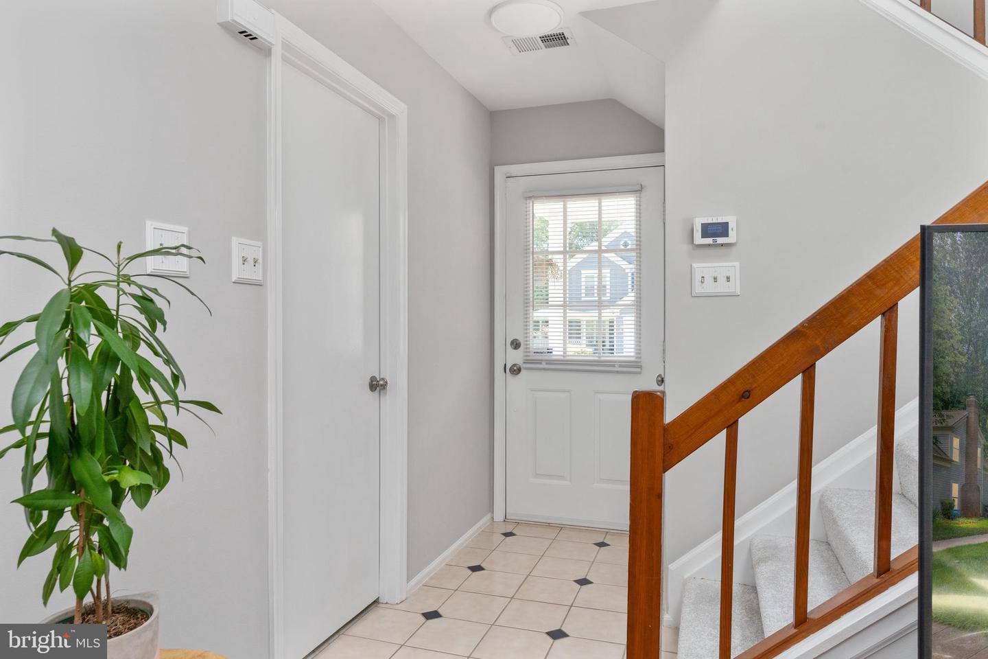 15091 HOLLEYSIDE DR, DUMFRIES, Virginia 22025, 3 Bedrooms Bedrooms, ,2 BathroomsBathrooms,Residential,For sale,15091 HOLLEYSIDE DR,VAPW2098170 MLS # VAPW2098170