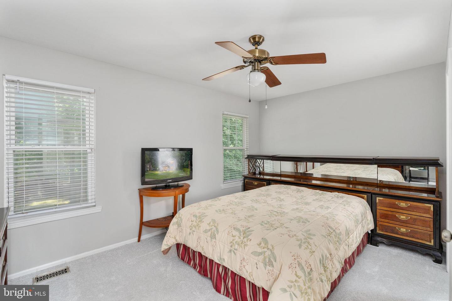 15091 HOLLEYSIDE DR, DUMFRIES, Virginia 22025, 3 Bedrooms Bedrooms, ,2 BathroomsBathrooms,Residential,For sale,15091 HOLLEYSIDE DR,VAPW2098170 MLS # VAPW2098170