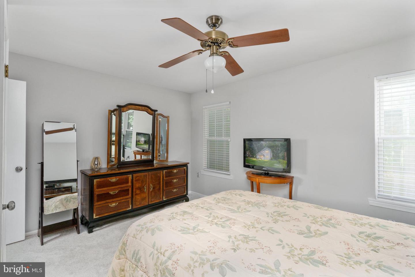 15091 HOLLEYSIDE DR, DUMFRIES, Virginia 22025, 3 Bedrooms Bedrooms, ,2 BathroomsBathrooms,Residential,For sale,15091 HOLLEYSIDE DR,VAPW2098170 MLS # VAPW2098170