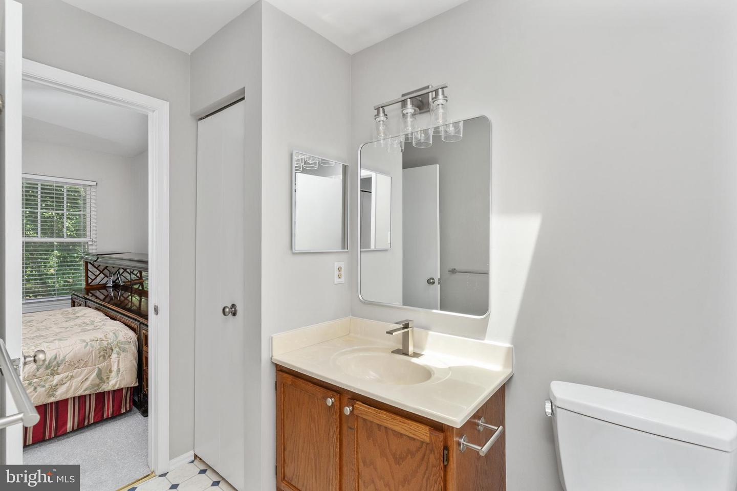 15091 HOLLEYSIDE DR, DUMFRIES, Virginia 22025, 3 Bedrooms Bedrooms, ,2 BathroomsBathrooms,Residential,For sale,15091 HOLLEYSIDE DR,VAPW2098170 MLS # VAPW2098170