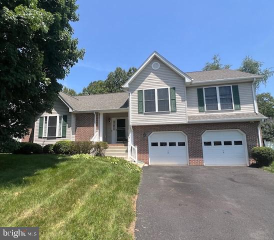 2011 SIERRA DR, FREDERICKSBURG, Virginia 22405, 4 Bedrooms Bedrooms, ,3 BathroomsBathrooms,Residential,For sale,2011 SIERRA DR,VAST2040334 MLS # VAST2040334