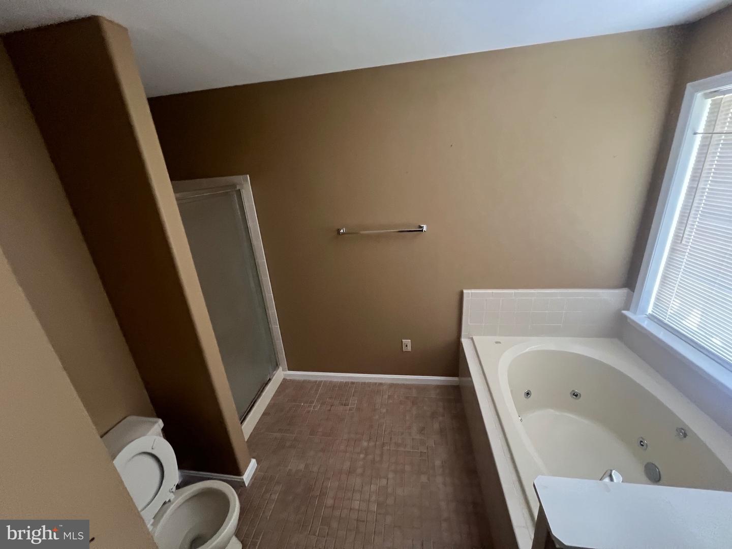 2011 SIERRA DR, FREDERICKSBURG, Virginia 22405, 4 Bedrooms Bedrooms, ,3 BathroomsBathrooms,Residential,For sale,2011 SIERRA DR,VAST2040334 MLS # VAST2040334