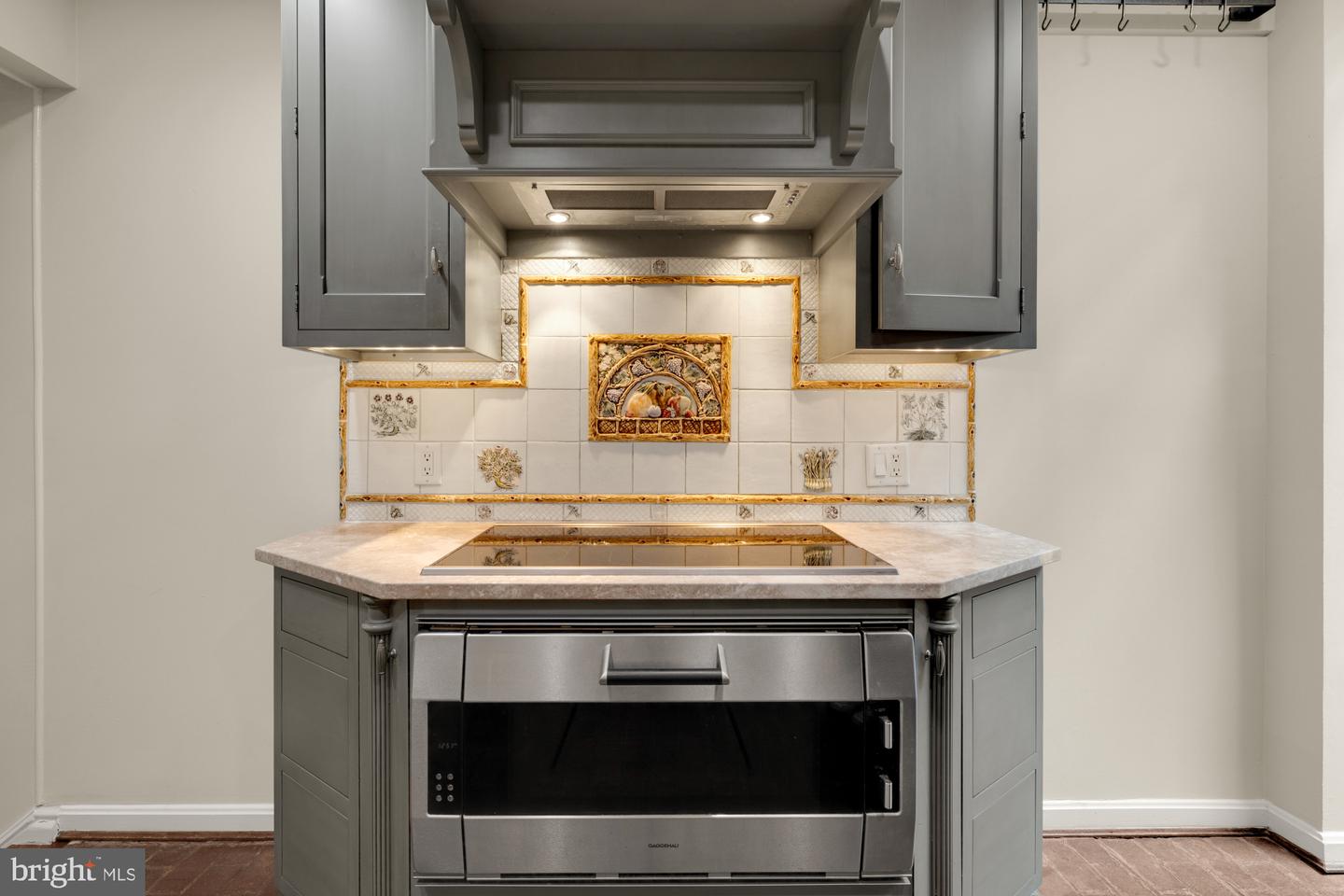 624 S PITT ST #1/2, ALEXANDRIA, Virginia 22314, 3 Bedrooms Bedrooms, ,2 BathroomsBathrooms,Residential,For sale,624 S PITT ST #1/2,VAAX2047030 MLS # VAAX2047030