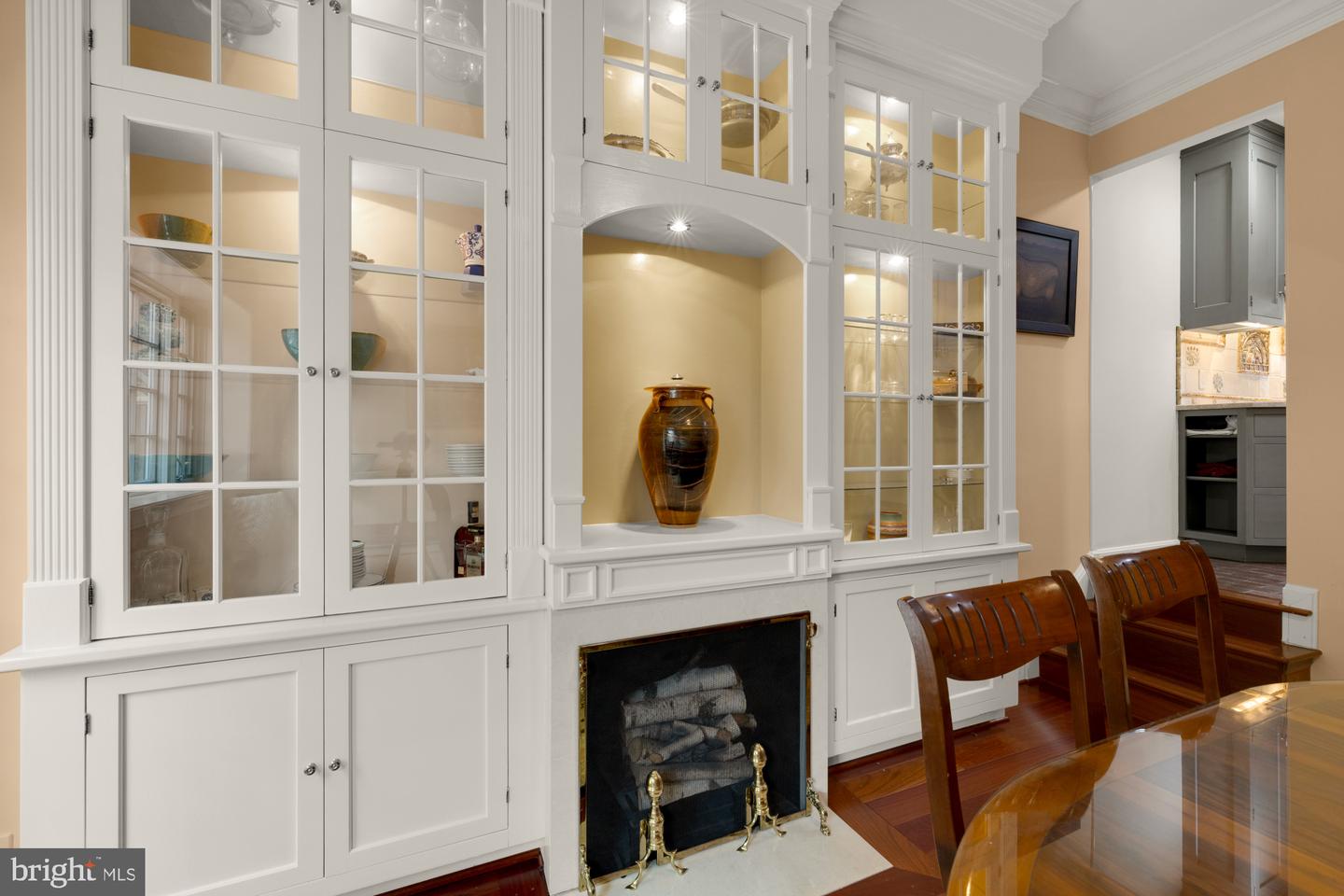 624 S PITT ST #1/2, ALEXANDRIA, Virginia 22314, 3 Bedrooms Bedrooms, ,2 BathroomsBathrooms,Residential,For sale,624 S PITT ST #1/2,VAAX2047030 MLS # VAAX2047030