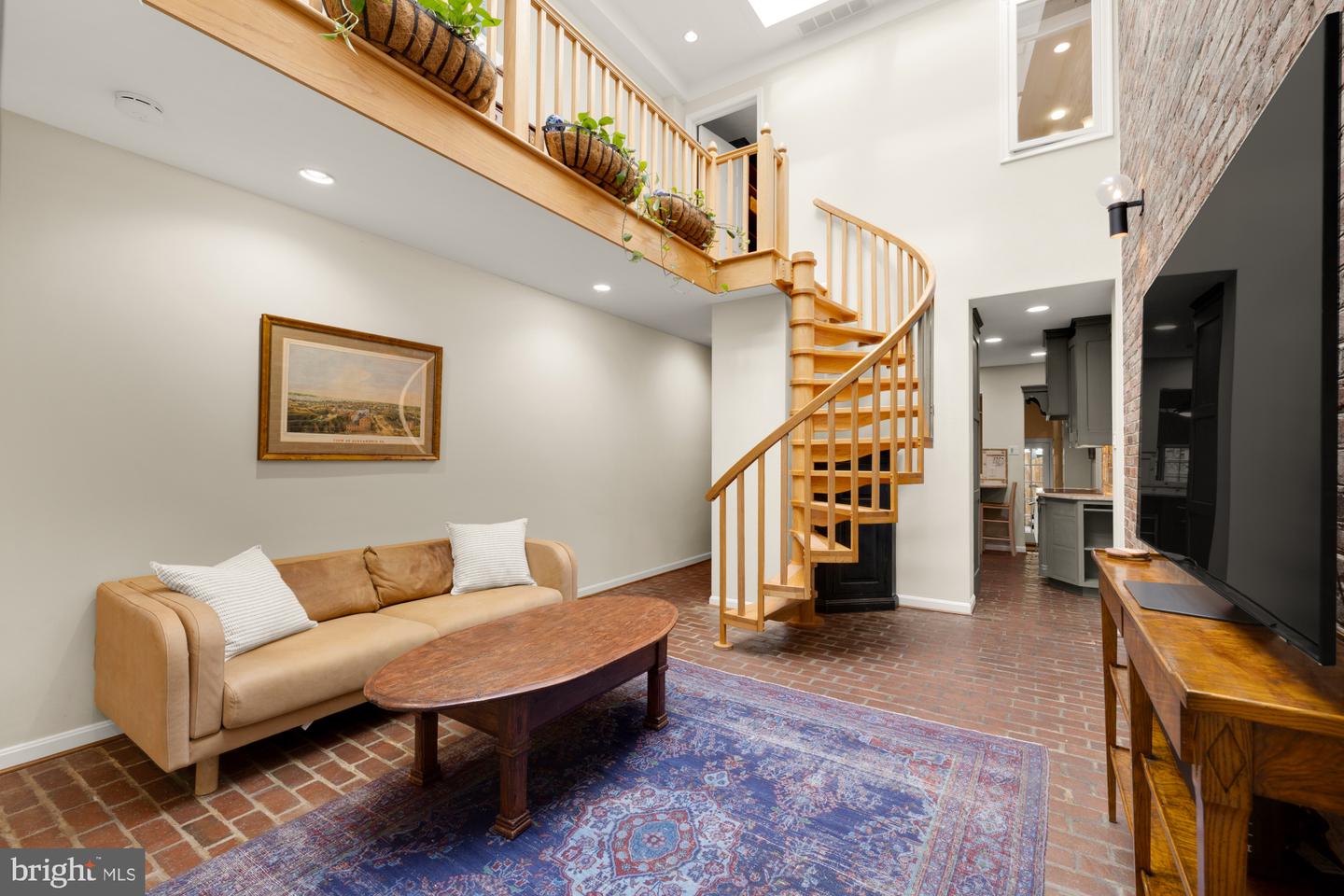 624 S PITT ST #1/2, ALEXANDRIA, Virginia 22314, 3 Bedrooms Bedrooms, ,2 BathroomsBathrooms,Residential,For sale,624 S PITT ST #1/2,VAAX2047030 MLS # VAAX2047030