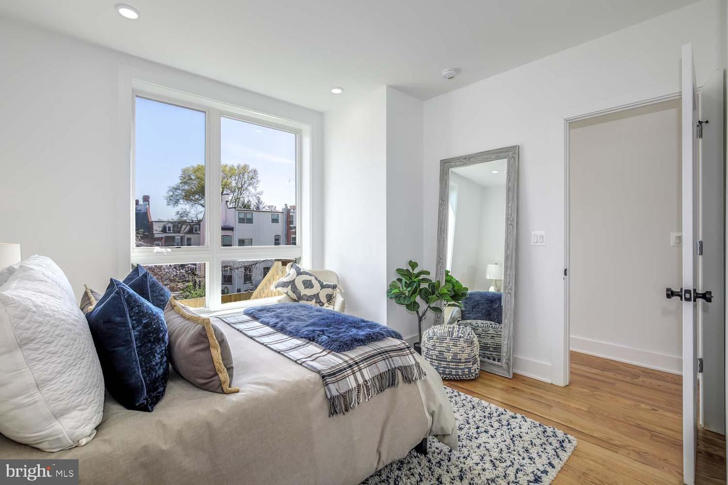 426 MANOR PL NW #B, WASHINGTON, District Of Columbia 20010, 2 Bedrooms Bedrooms, ,2 BathroomsBathrooms,Residential,For sale,426 MANOR PL NW #B,DCDC2208208 MLS # DCDC2208208
