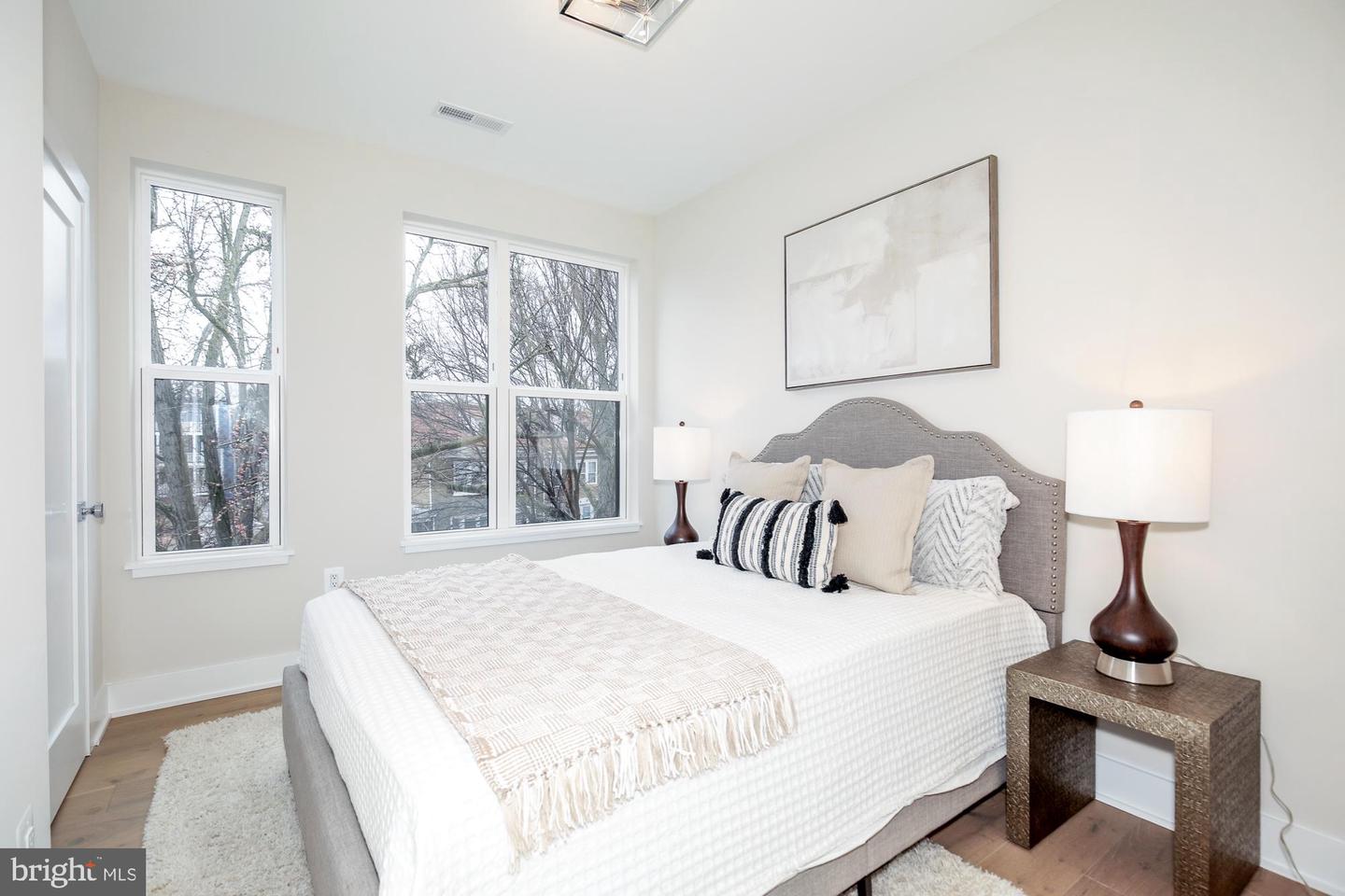 1421 SPRING RD NW #101, WASHINGTON, District Of Columbia 20010, 2 Bedrooms Bedrooms, ,1 BathroomBathrooms,Residential,For sale,1421 SPRING RD NW #101,DCDC2208246 MLS # DCDC2208246