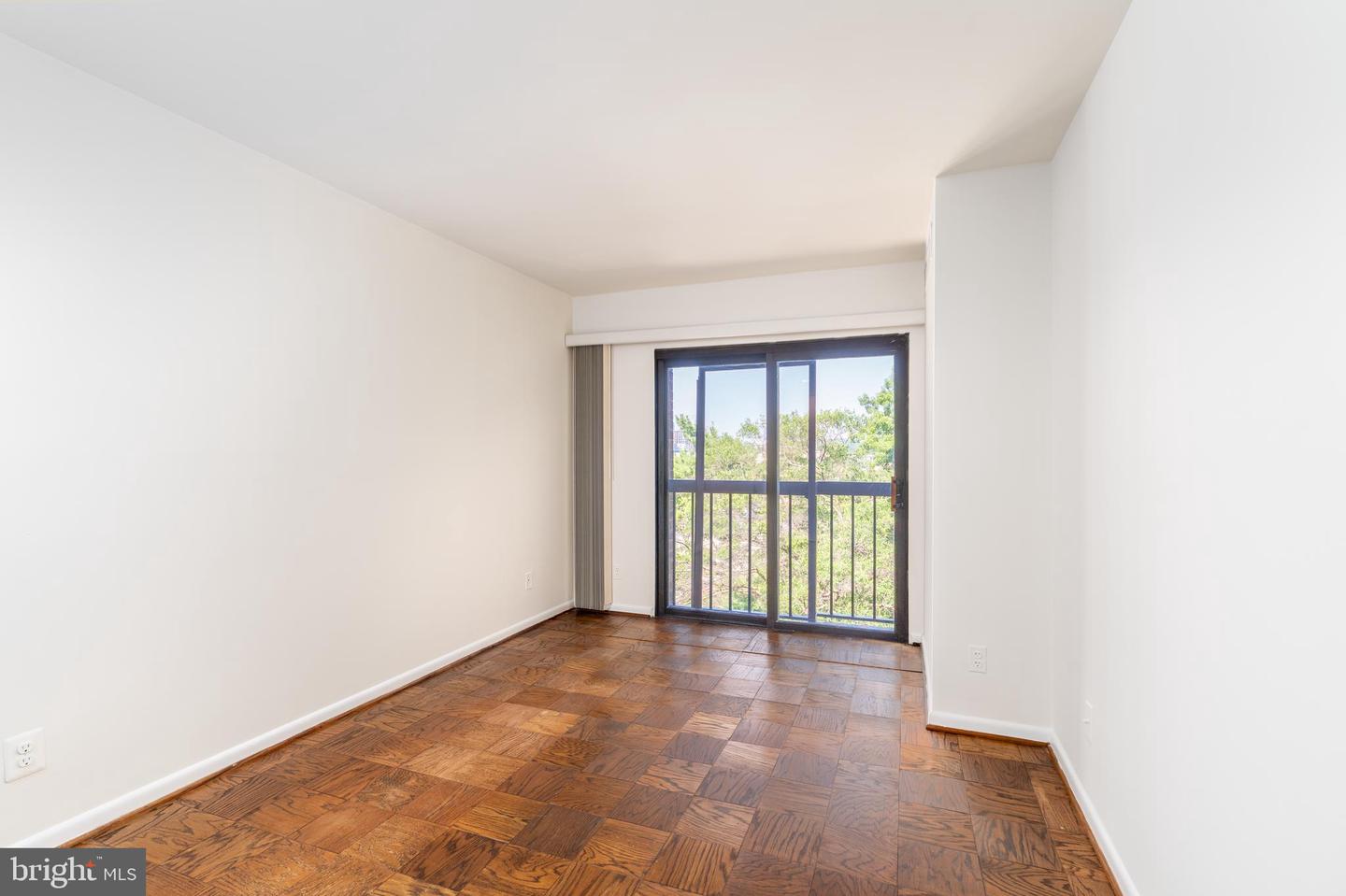 1001 NW 26TH ST NW #607, WASHINGTON, District Of Columbia 20037, 1 Bedroom Bedrooms, ,1 BathroomBathrooms,Residential,For sale,1001 NW 26TH ST NW #607,DCDC2208292 MLS # DCDC2208292