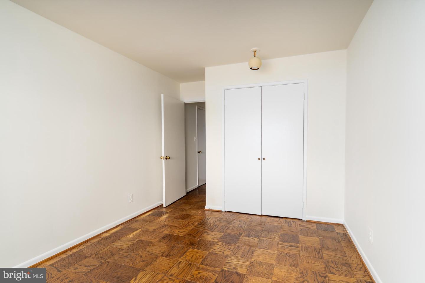 1001 NW 26TH ST NW #607, WASHINGTON, District Of Columbia 20037, 1 Bedroom Bedrooms, ,1 BathroomBathrooms,Residential,For sale,1001 NW 26TH ST NW #607,DCDC2208292 MLS # DCDC2208292