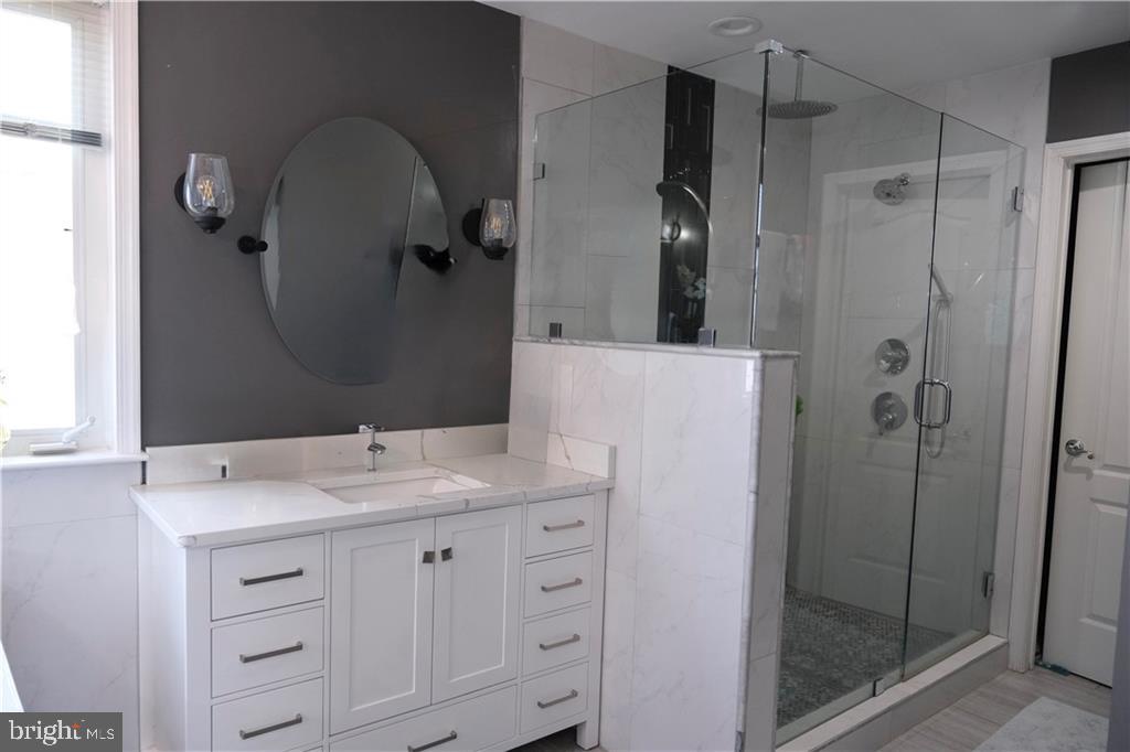 43314 FULLERTON ST, ASHBURN, Virginia 20147, 4 Bedrooms Bedrooms, 8 Rooms Rooms,2 BathroomsBathrooms,Residential,For sale,43314 FULLERTON ST,VALO2100778 MLS # VALO2100778