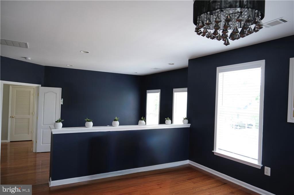 43314 FULLERTON ST, ASHBURN, Virginia 20147, 4 Bedrooms Bedrooms, 8 Rooms Rooms,2 BathroomsBathrooms,Residential,For sale,43314 FULLERTON ST,VALO2100778 MLS # VALO2100778
