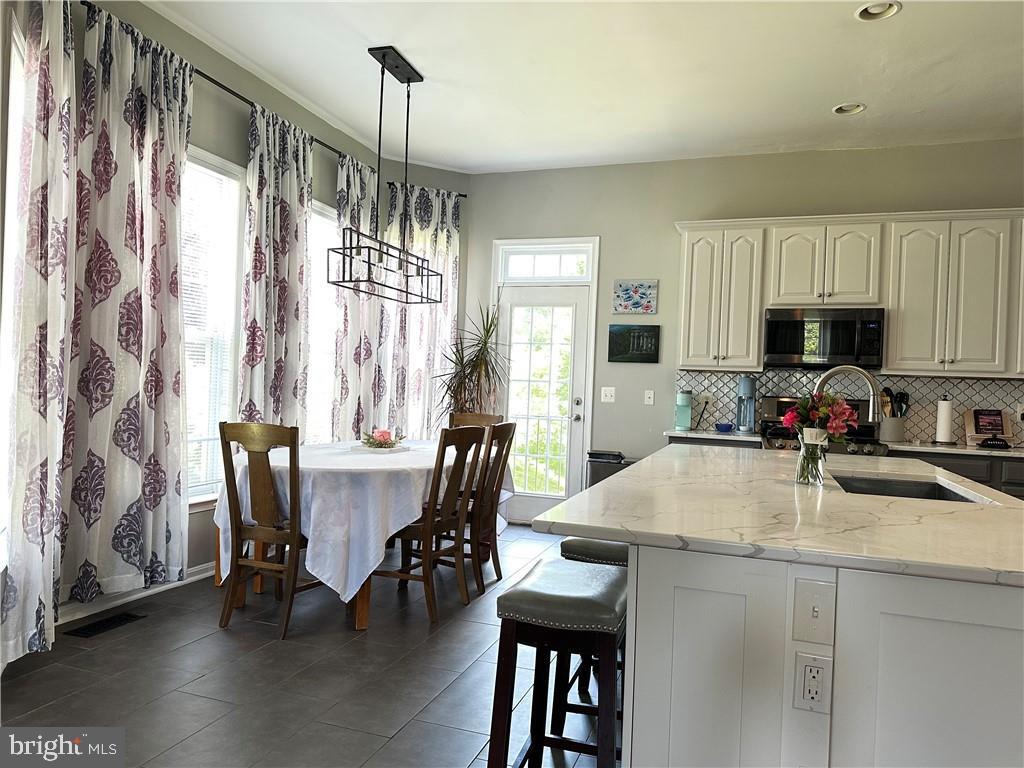 43314 FULLERTON ST, ASHBURN, Virginia 20147, 4 Bedrooms Bedrooms, 8 Rooms Rooms,2 BathroomsBathrooms,Residential,For sale,43314 FULLERTON ST,VALO2100778 MLS # VALO2100778